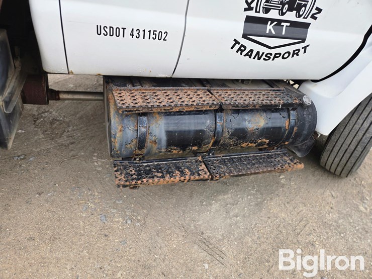 2005-ford-f650-xl-image-10