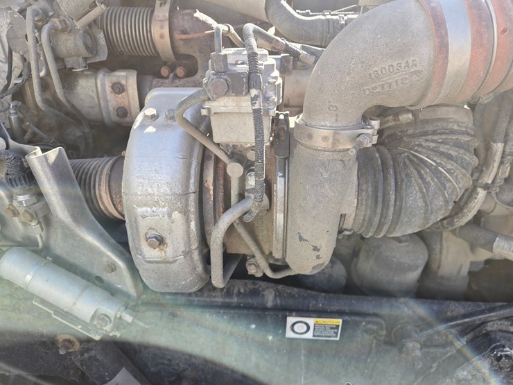 2013-peterbilt-386-image-44