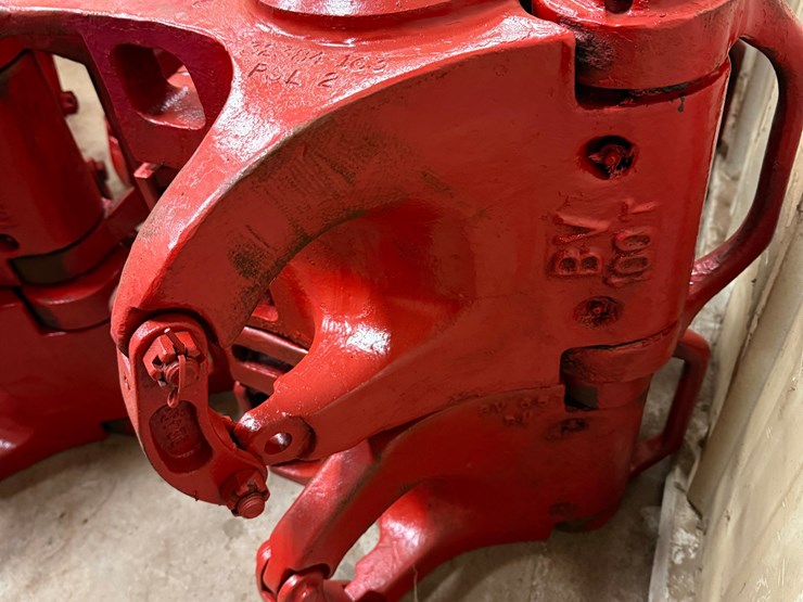 (2)-bv-100-ton-3-1/2”-elevators-image-2