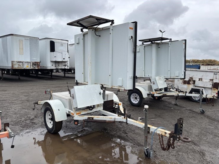 2006-ver-mac-cms-1584-towable-message-board-image-2