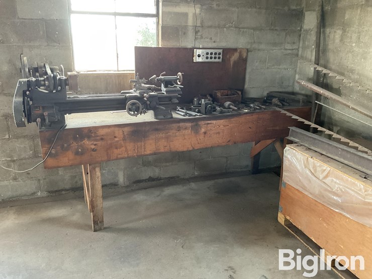 south-bend-model-a-9”-metal-lathe-image-2