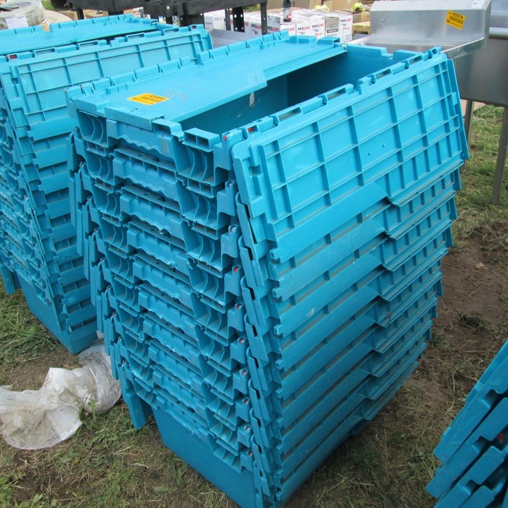 #45989 • Lot of (10) Storage Totes