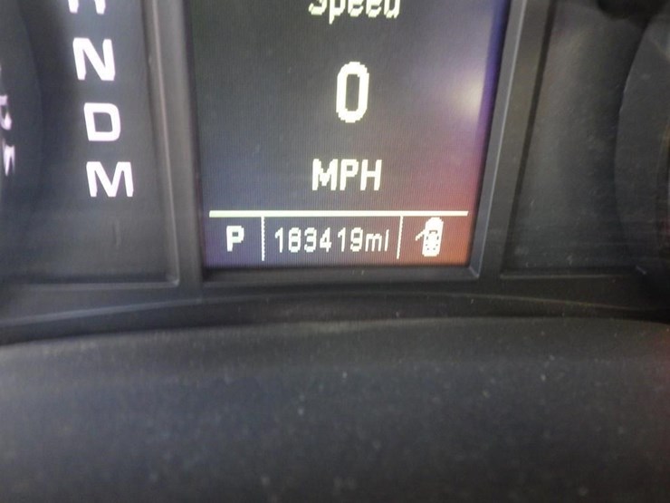 2015-chevrolet-tahoe-image-14