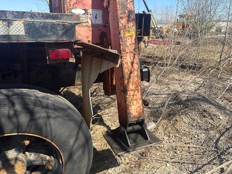 1996-ford-l9000-image-47