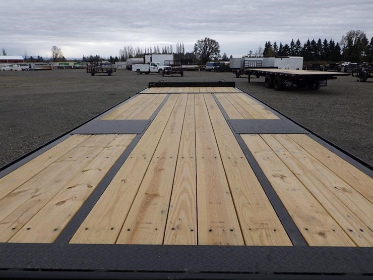 2026-delta-26'-t/a-tilt-deck-trailer-image-9