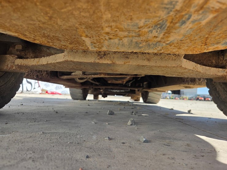 komatsu-fg25t-11-image-26