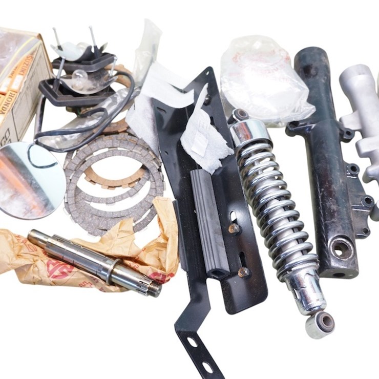 Japanese - Kawasaki, Honda, etc… Miscellaneous Parts Lot