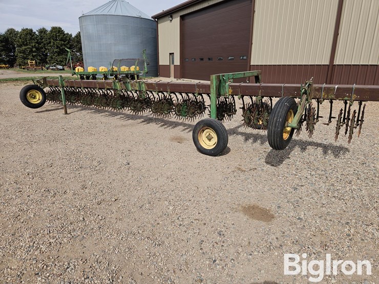 john-deere-400-image-10