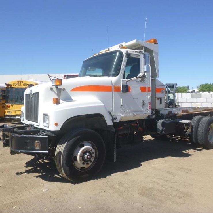 2008 International Paystar 5500i T/A Roll-Off Truc