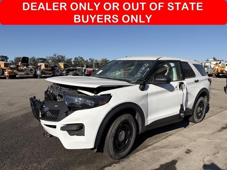 2022-ford-explorer-image-1