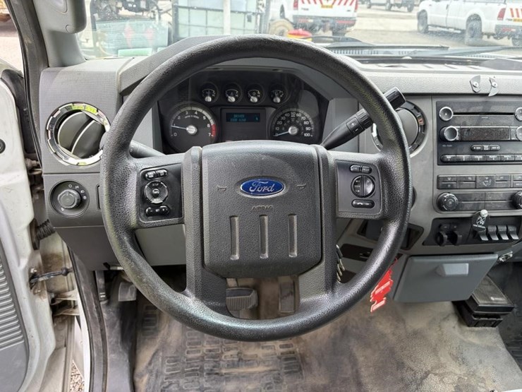 2011-ford-f250-image-13