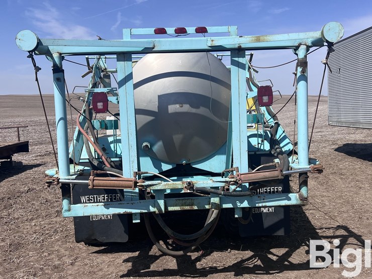 1976-ford-f700-image-6