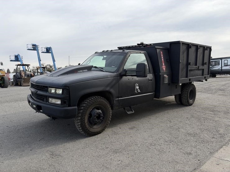1997-chevrolet-cheyenne-3500-image-1