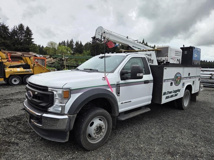 2022-ford-f550-image-1