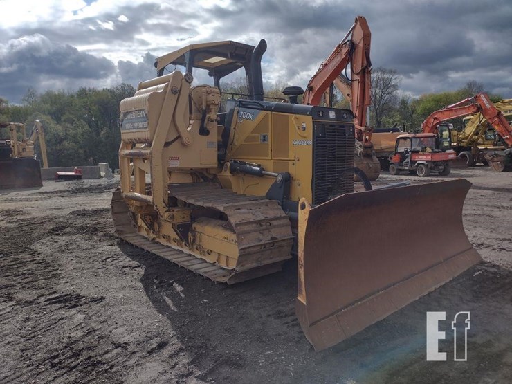 2013-deere-700k-lgp-image-51