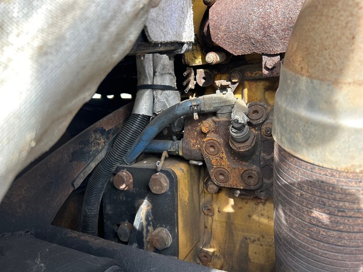 peterbilt-388-image-51