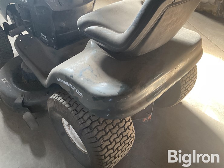 craftsman-riding-lawn-mower-image-12