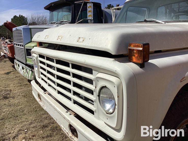 1978-ford-f800-image-10