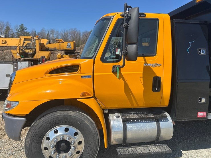 2013-international-durastar-4300-image-13