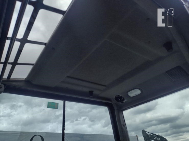 2020-bobcat-e85-image-10