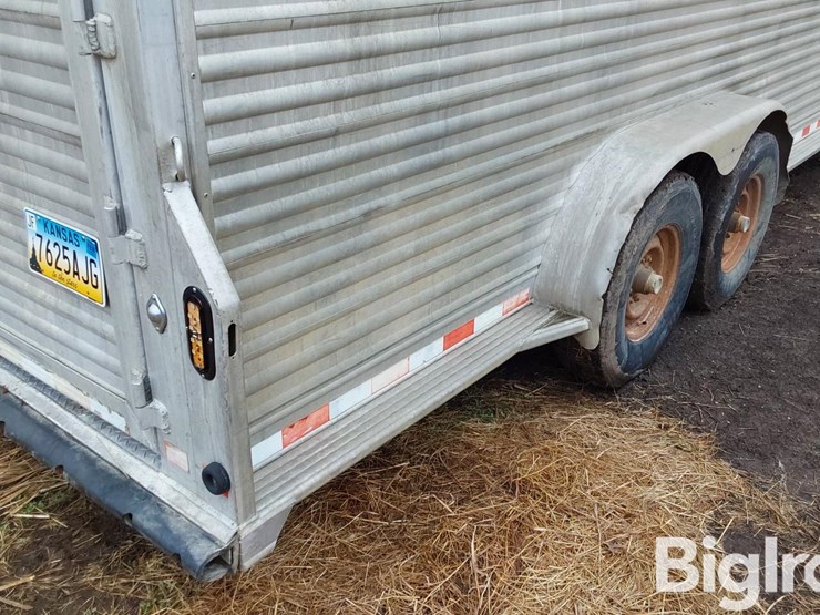 2007-elite-26'-t/a-aluminum-livestock-trailer-image-16