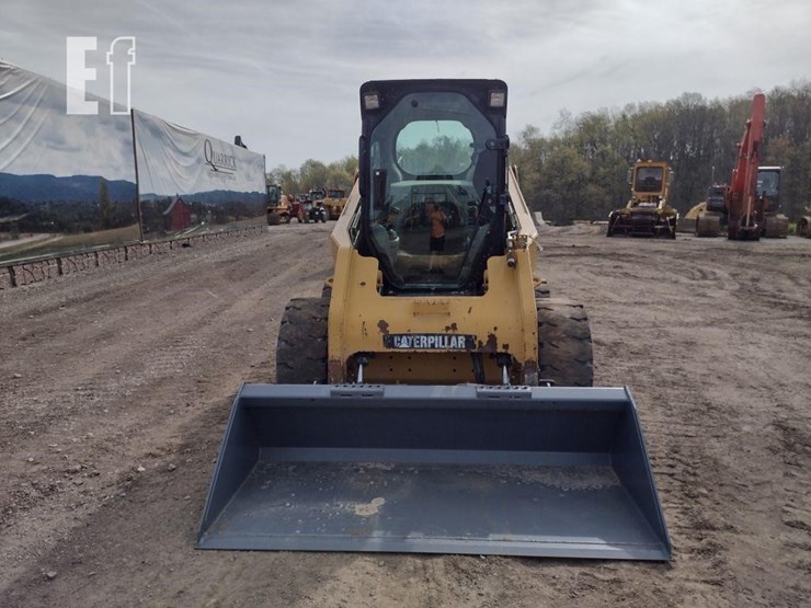 2011-caterpillar-256c-image-2