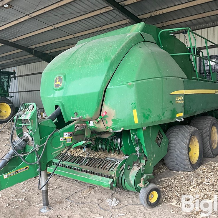 2015 JOHN DEERE L340