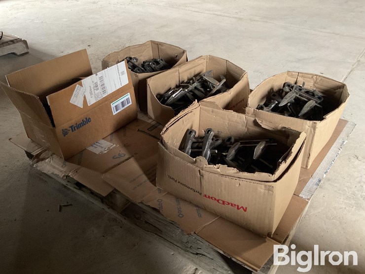 macdon-sickle-guards-image-5