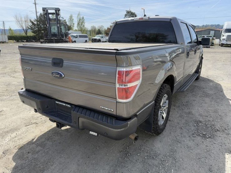 2014-ford-f150-xl-image-4