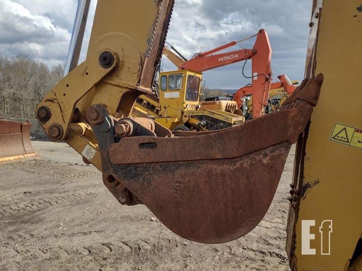 2011-caterpillar-420e-image-27