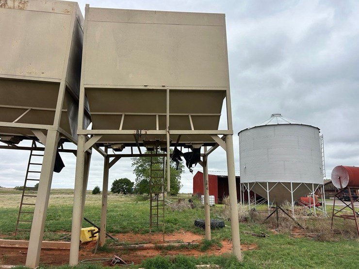 overhead-feed-bin-image-3