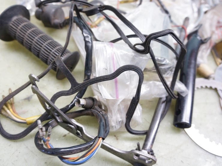 japanese---kawasaki-etc…-miscellaneous-parts-lot-image-4