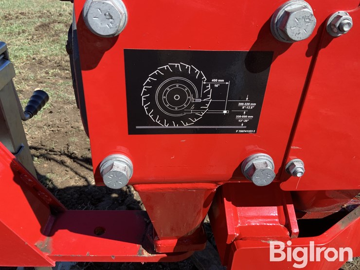 2023-massey-ferguson-1393-image-11