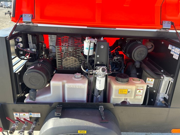 2023-massey-ferguson-8-image-20