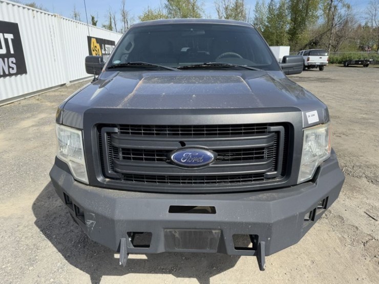 2014-ford-f150-xl-image-8