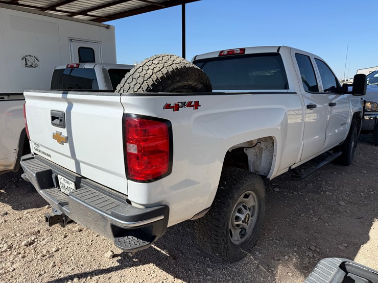 2019-chevrolet-silverado-2500hd-image-3