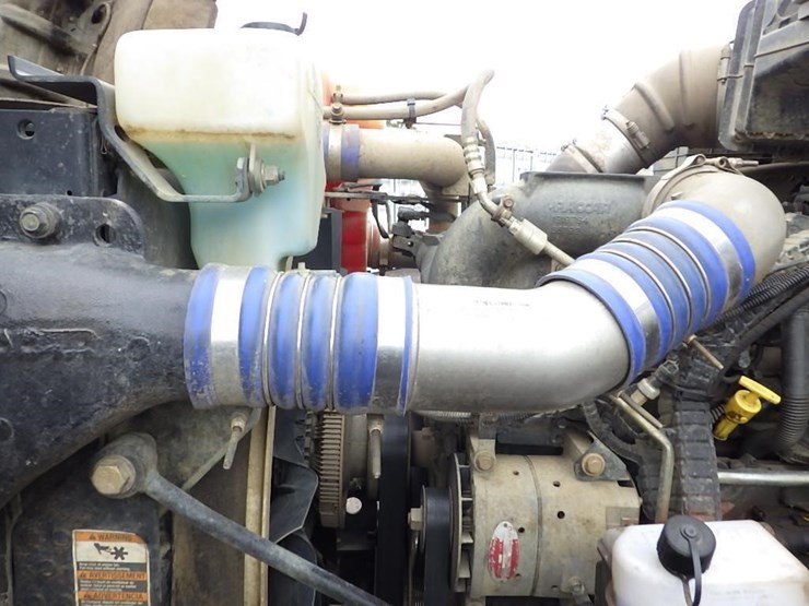 2017-kenworth-t800-image-47