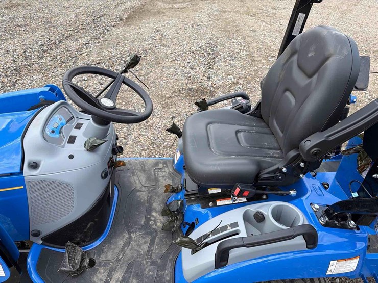 new-holland-workmaster-25s-image-14