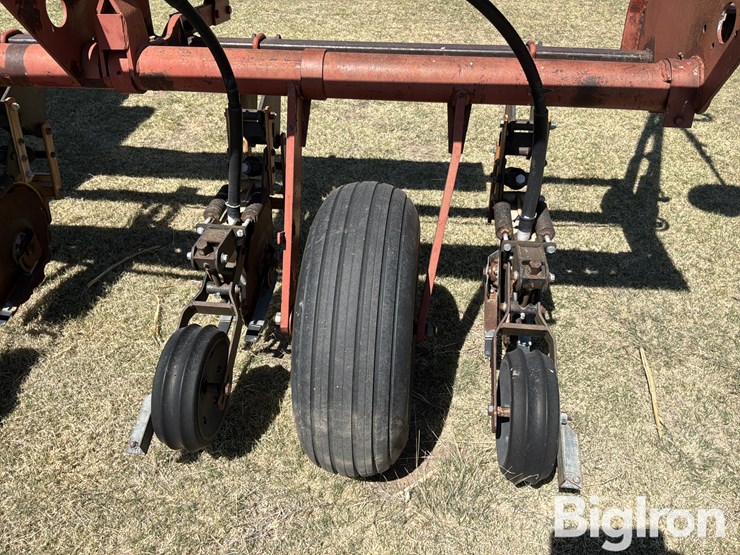 international-400-image-20