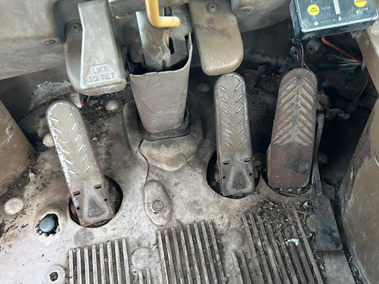 caterpillar-826c-image-21