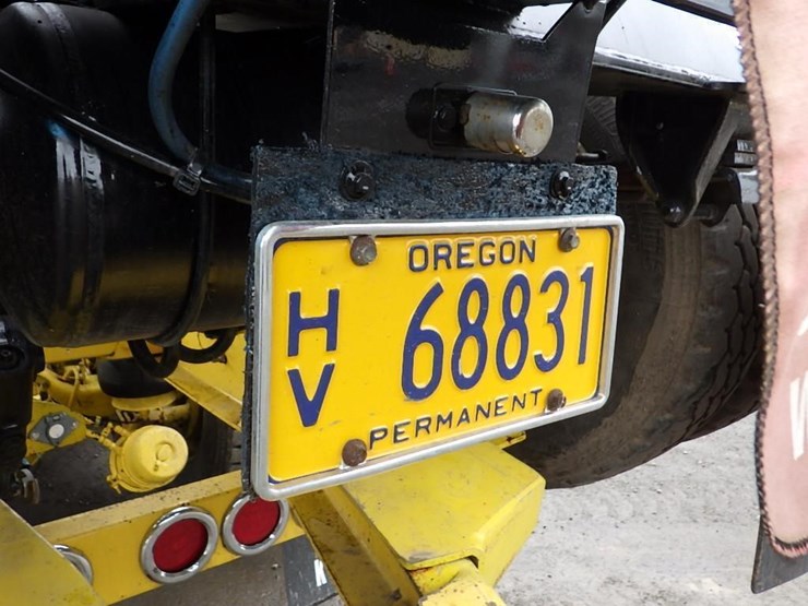 2016-kenworth-w900-image-9