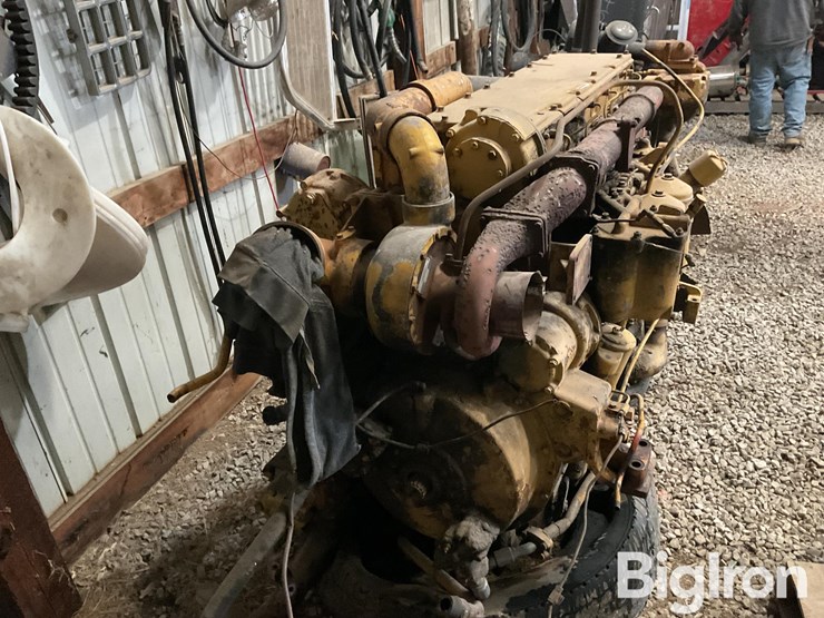 caterpillar-824-image-4