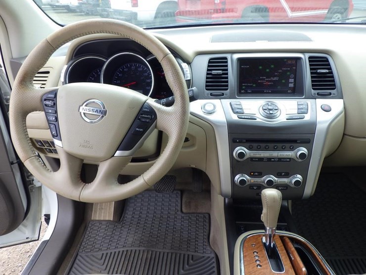 2012-nissan-murano-image-9