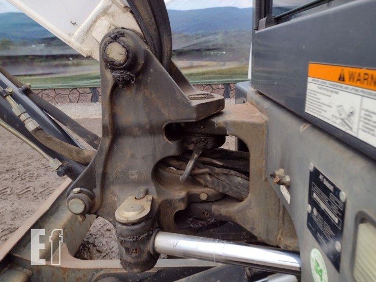 2014-bobcat-e35-image-26