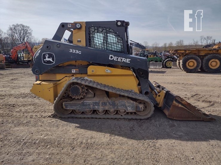 2023-deere-333g-image-3