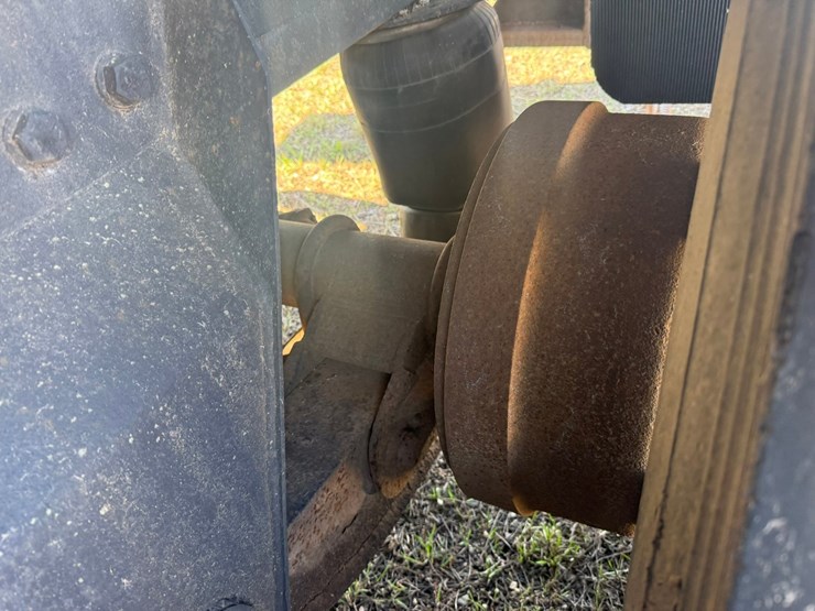 #1119-•-1990-international-navistar-paystar-5000-26'-flat-bed-truck-image-31