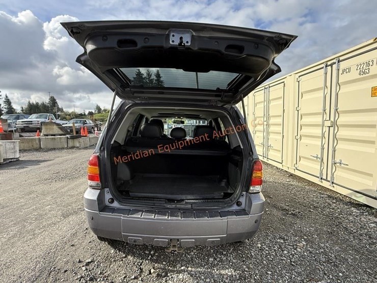 2007-ford-escape-image-6