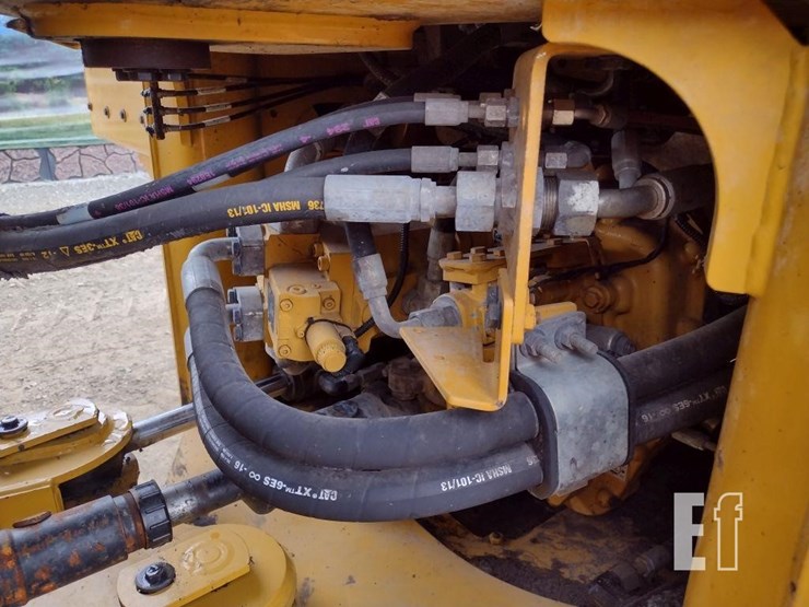 caterpillar-926m-image-20