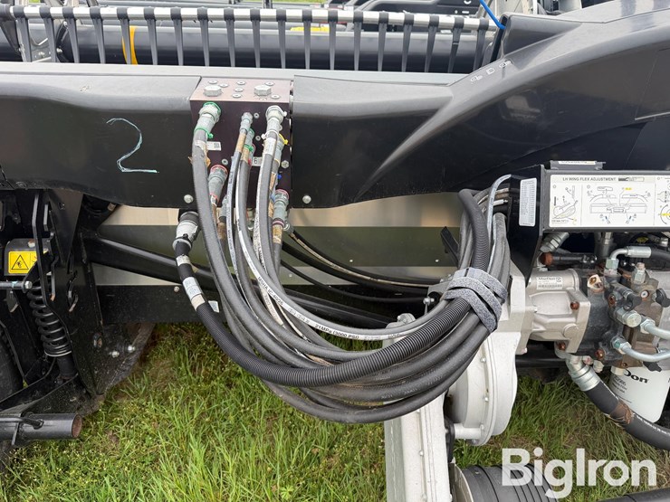 2022-mac-don-fd240-image-19