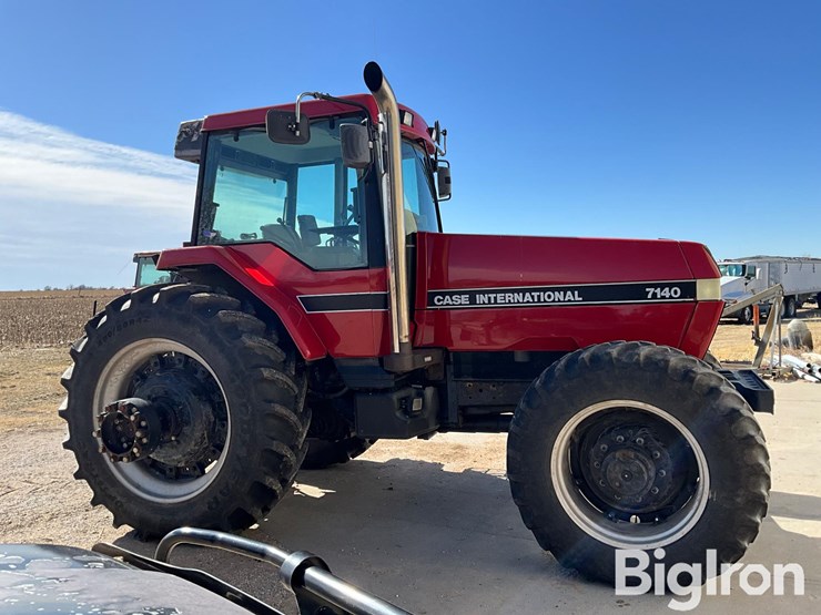1989-case-ih-7140-image-4